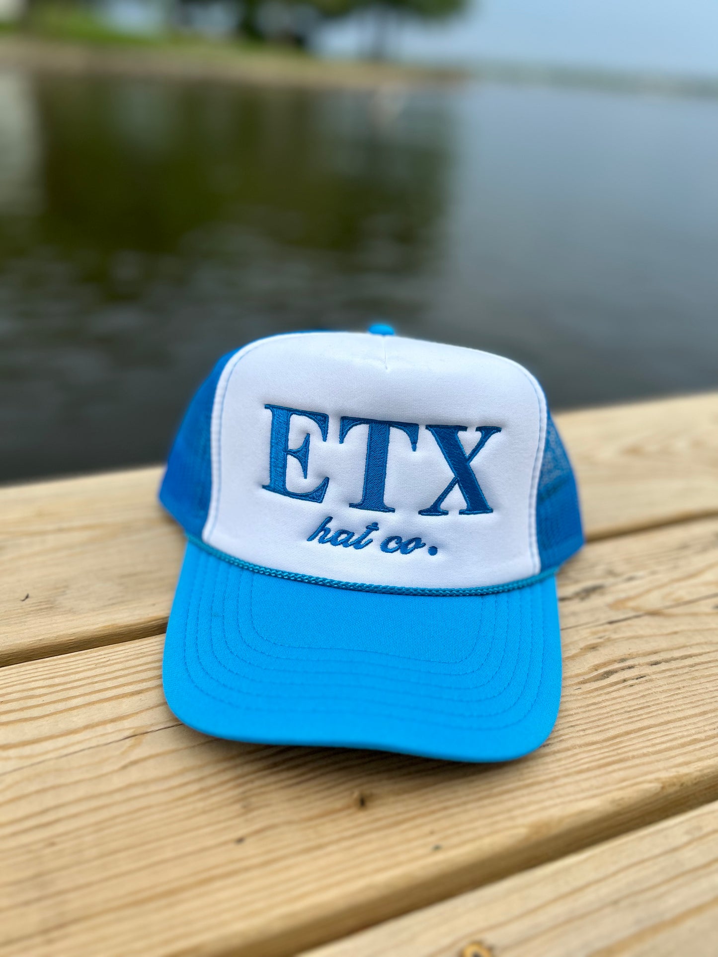 Retro ETX Foam Trucker - Neon Blue